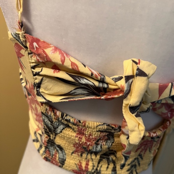 DIVIDED H&M Camisole Crop Top - Picture 6 of 10